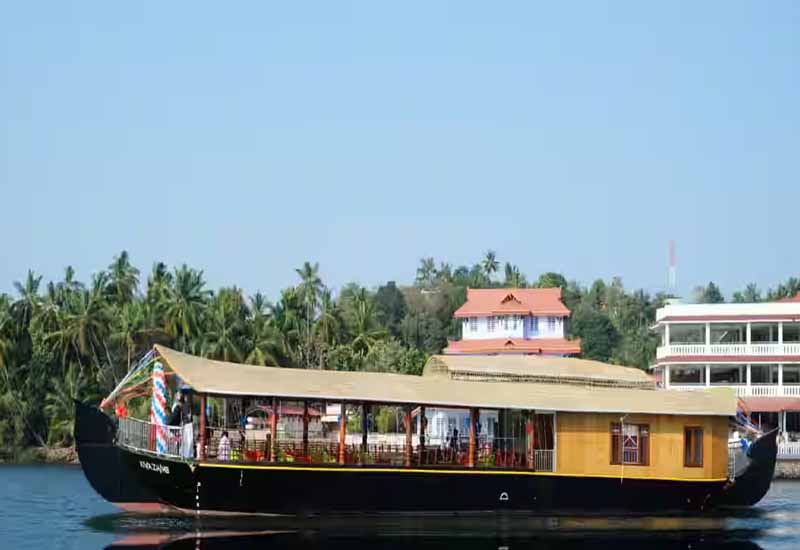 day cruise kannur images